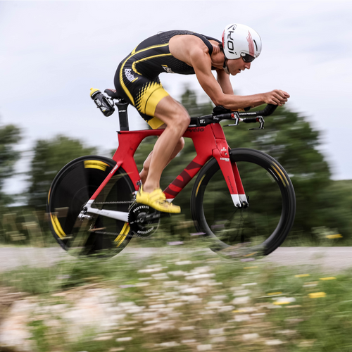 ISOSTAR Bidon 1000 ml Gold